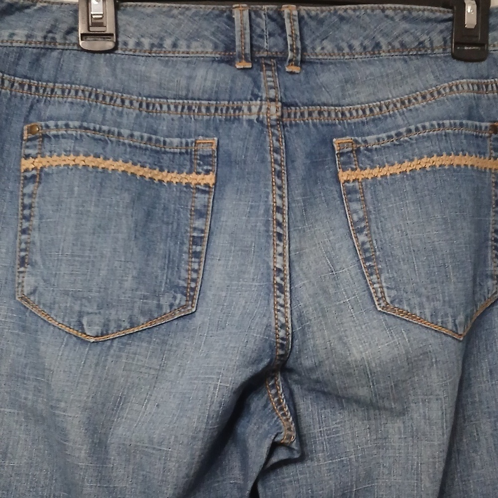 Eddie Bauer Women's Blue Jeans, Gentle Used SZ 10, Straight Leg - Picture 4 of 8